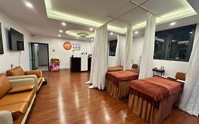 Ttr Midtown View Hotel